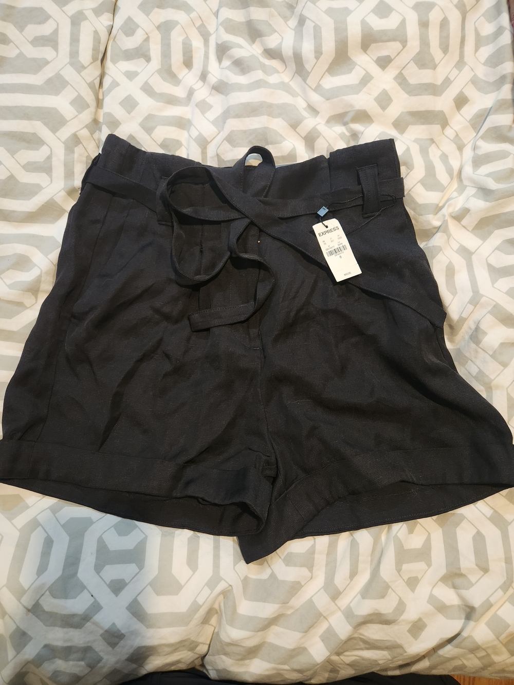 NWT Express Black High-Waist Paperbag Tie-Front Shorts Size 6